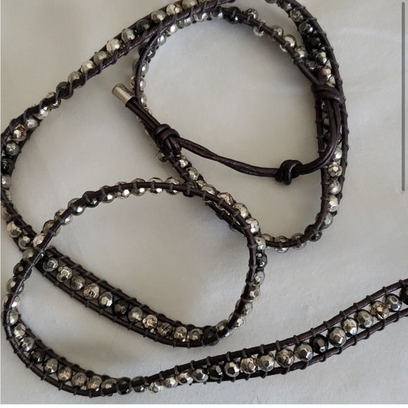 Premier Designs It’s a Wrap Gray & Silver Wrap Bracelet - Picture 3 of 7